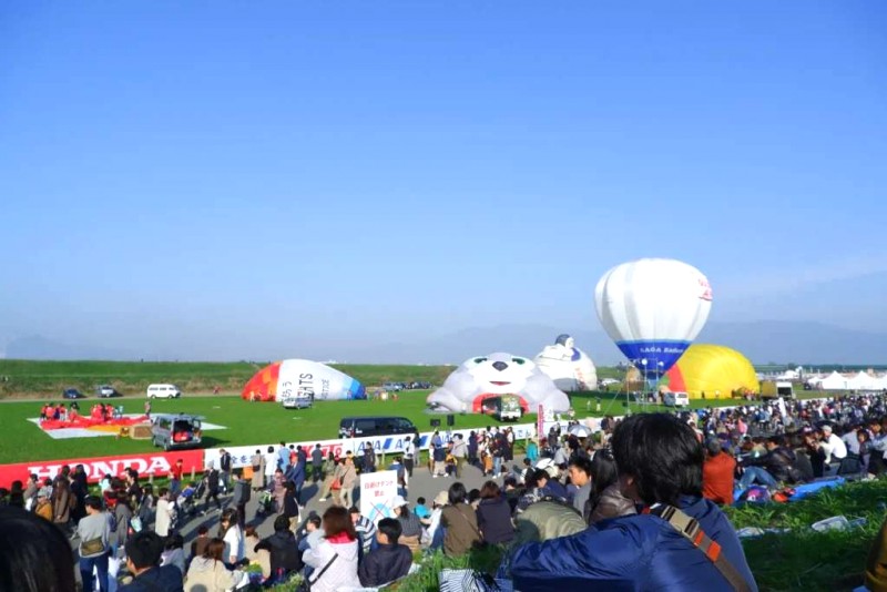 Bay bổng cùng Saga Balloon Fiesta!