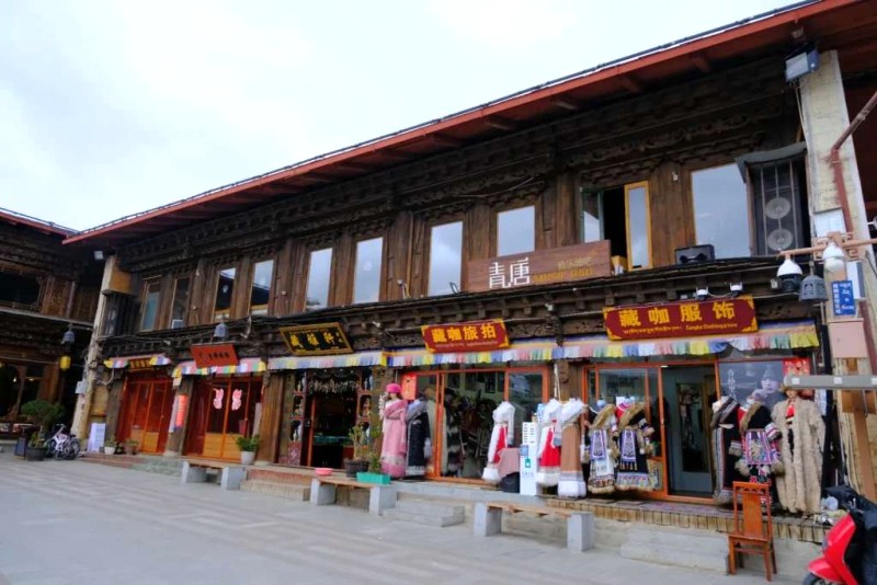 Thành cổ Ánh Trăng Dukezong (Shangri La) - Khám phá