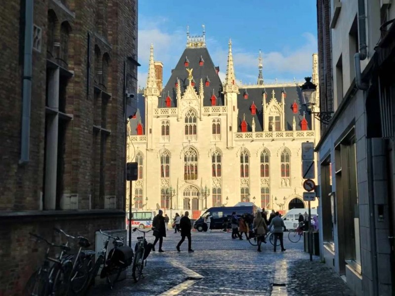 Lạc lối giữa cổ tích Bruges.