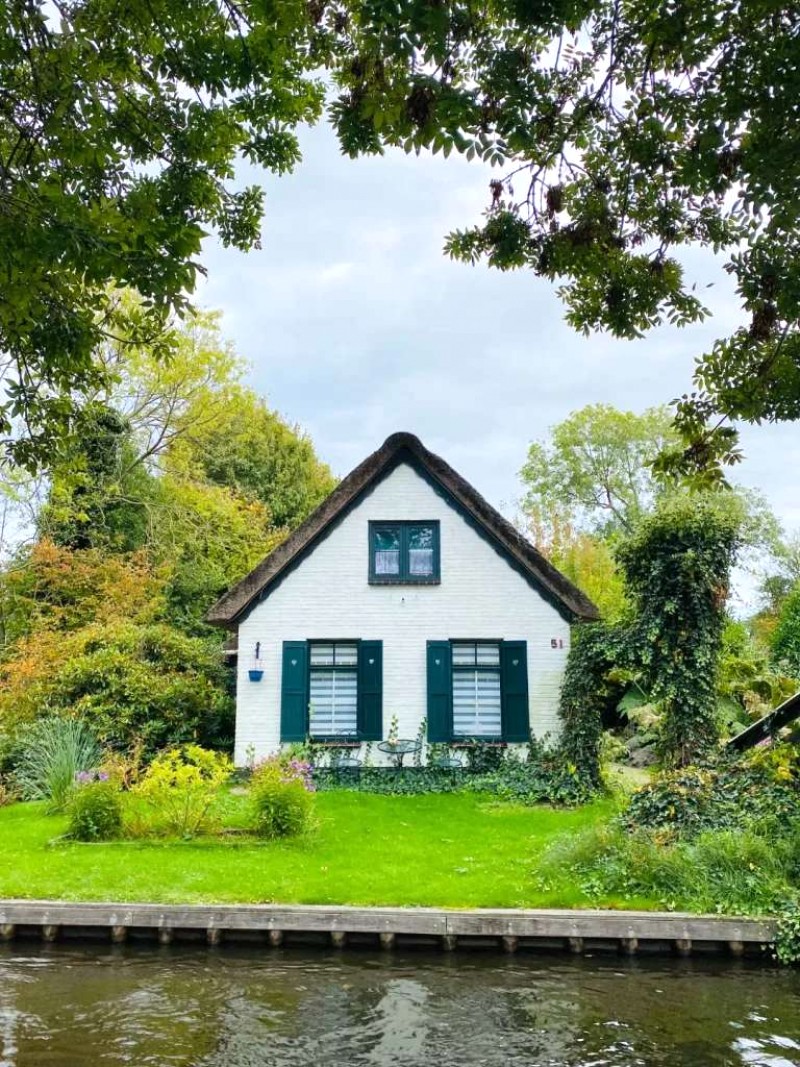 Giethoorn: Làng cổ tích gần Amsterdam.