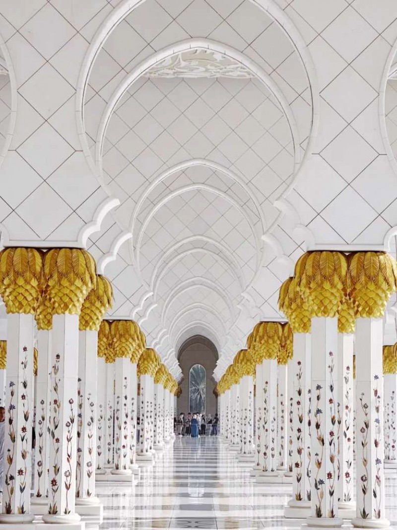 Khám phá Abu Dhabi: 2 ngày, trái tim văn hóa UAE.