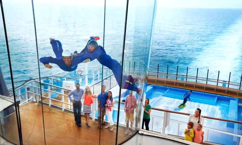 Trải nghiệm đẳng cấp trên du thuyền Quantum of the Seas