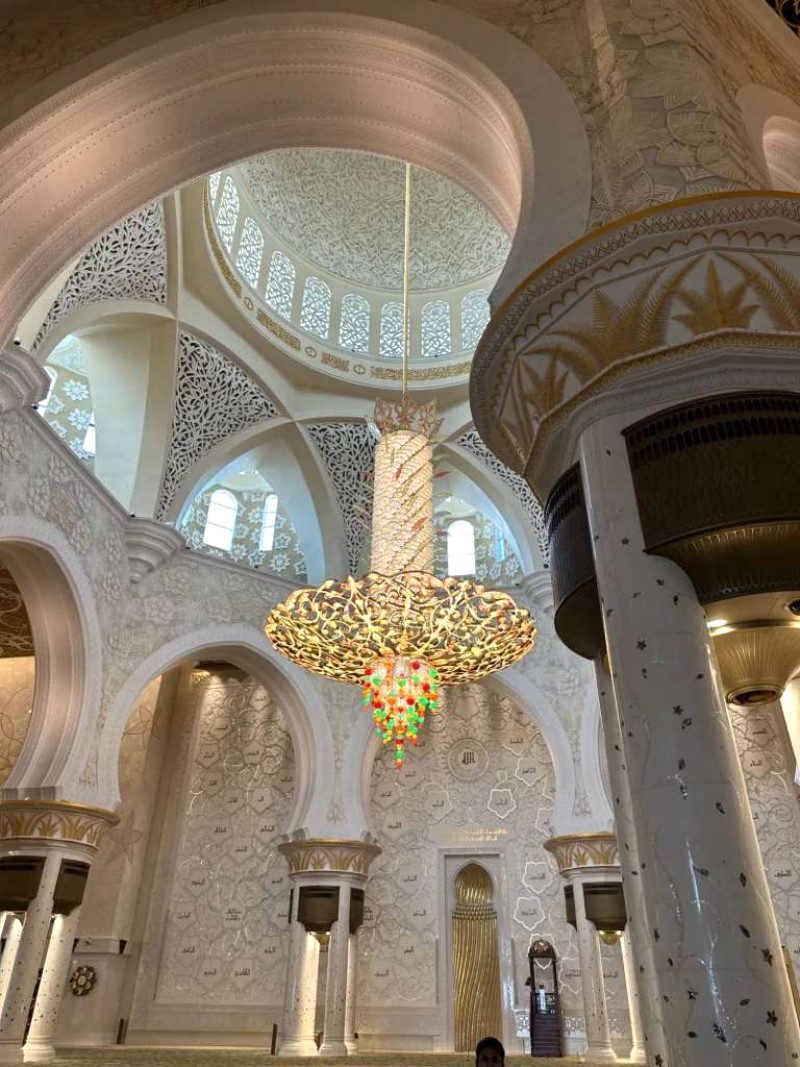 Khám phá Abu Dhabi: 2 ngày du lịch văn hóa UAE