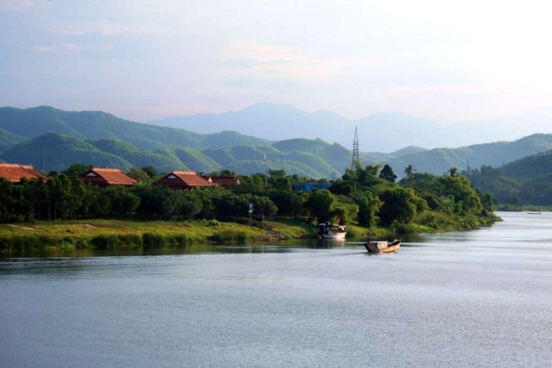 Huế tháng 3: Xuân dịu dàng.