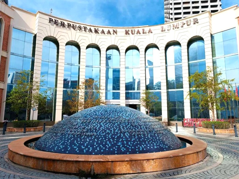 Khám phá Dataran Merdeka, quảng trường độc lập KL.