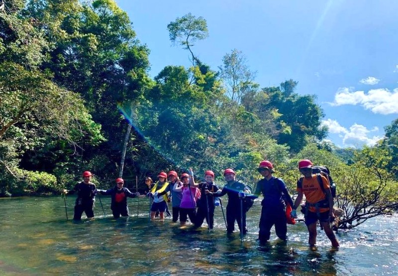 Trekking thác K50: Nàng tiên ẩn mình.