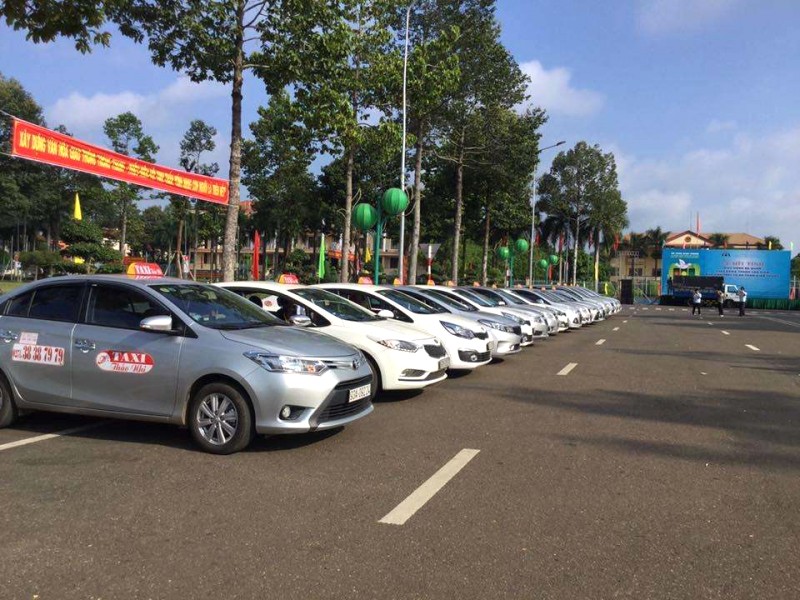 7 hãng taxi Bình Long: Uy tín, giá tốt.